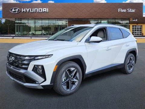 Another view of 2026 Hyundai Tucson SEL for sale in Macon, GA at ALM Hyundai Macon