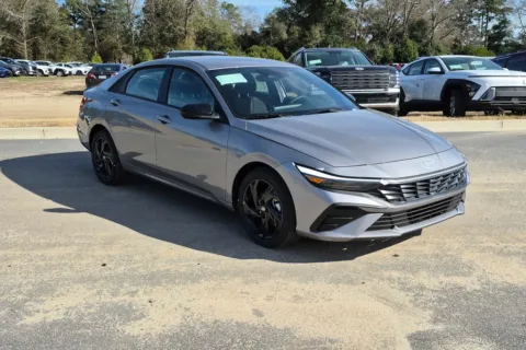 More photos of 2026 Hyundai Elantra SEL Sport at ALM Hyundai Macon, GA
