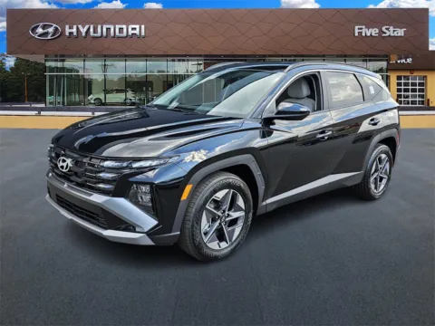 Another view of 2026 Hyundai Tucson SEL for sale in Macon, GA at ALM Hyundai Macon