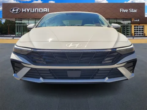 Photos of 2025 Hyundai Elantra SEL Convenience for sale in Macon, GA at ALM Hyundai Macon