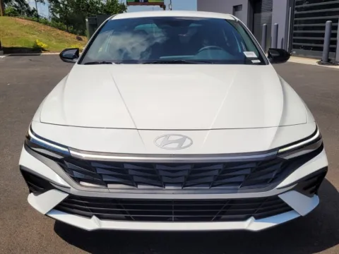 Photos of 2025 Hyundai Elantra SEL Sport for sale in Macon, GA at ALM Hyundai Macon