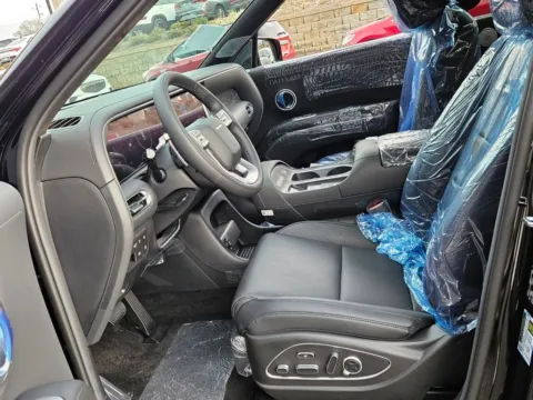 More photos of 2026 Hyundai Palisade Hybrid Calligraphy at ALM Hyundai Macon, GA