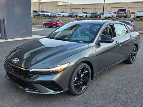 More photos of 2026 Hyundai Elantra SEL Sport at ALM Hyundai Macon, GA