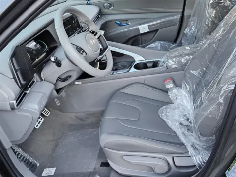 More photos of 2026 Hyundai Elantra SEL Sport at ALM Hyundai Macon, GA