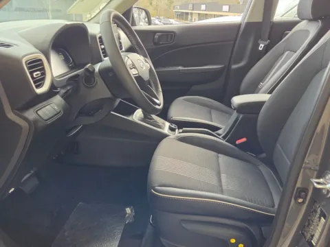 Another view of 2025 Hyundai Venue Limited for sale in Macon, GA at ALM Hyundai Macon