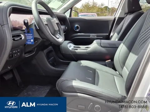 More photos of 2026 Hyundai Palisade SEL Premium at ALM Hyundai Macon, GA