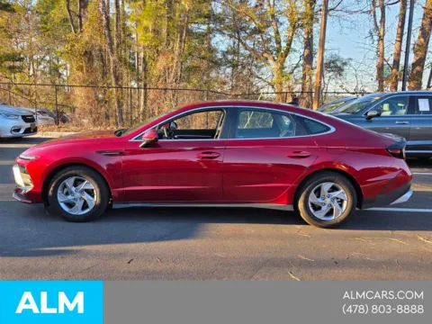 Another view of 2025 Hyundai Sonata SE for sale in Macon, GA at ALM Hyundai Macon