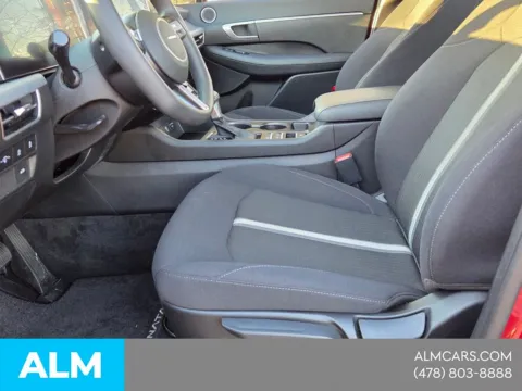 More photos of 2025 Hyundai Sonata SE at ALM Hyundai Macon, GA