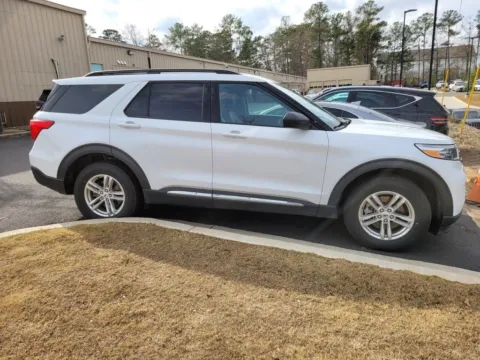 More photos of 2023 Ford Explorer XLT at ALM Hyundai Macon, GA