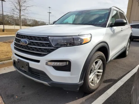 White 2023 Ford Explorer XLT for sale in Macon, GA
