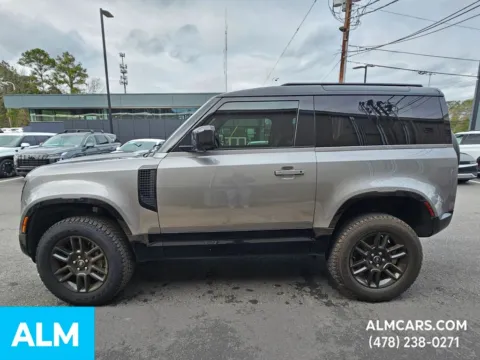 More photos of 2022 Land Rover Defender 90 X-Dynamic S at ALM Hyundai Macon, GA