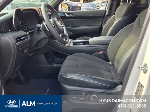 Another view of 2025 Hyundai Palisade Calligraphy Night Edition for sale in Macon, GA at ALM Hyundai Macon