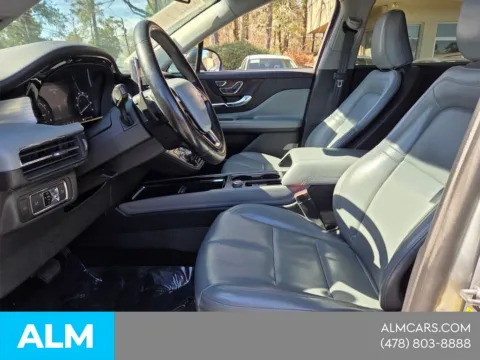 More photos of 2022 Lincoln Corsair Standard at ALM Hyundai Macon, GA