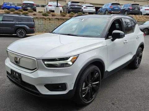Another view of 2022 Volvo XC40 Recharge Pure Electric P8 Ultimate for sale in Macon, GA at ALM Hyundai Macon