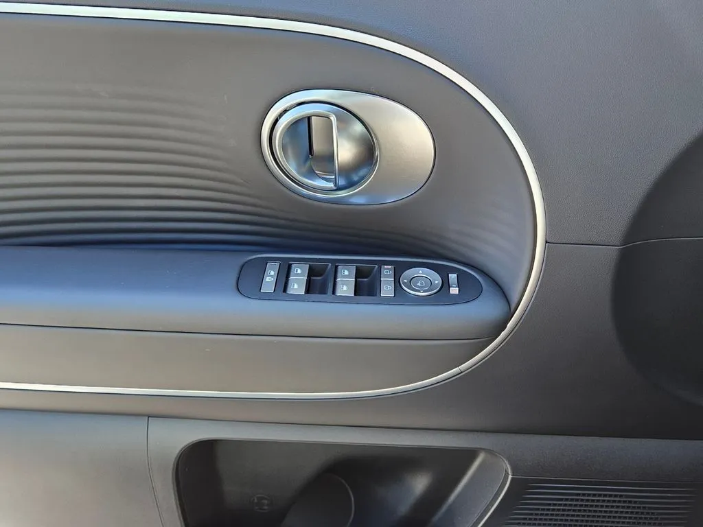 2026 Hyundai IONIQ 9 SEL - Photo 33