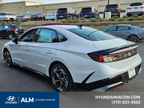More photos of 2026 Hyundai Sonata SEL Sport at ALM Hyundai Macon, GA
