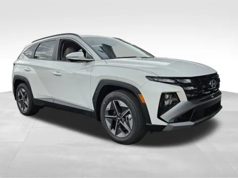 White 2026 Hyundai Tucson SEL Premium for sale in Macon, GA