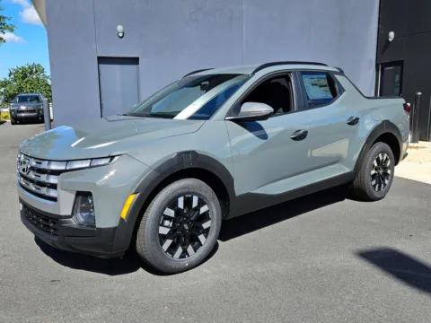 More photos of 2026 Hyundai Santa Cruz SEL at ALM Hyundai Macon, GA