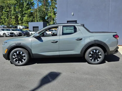 More photos of 2026 Hyundai Santa Cruz SEL at ALM Hyundai Macon, GA