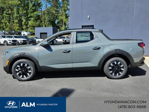 More photos of 2026 Hyundai Santa Cruz SEL at ALM Hyundai Macon, GA