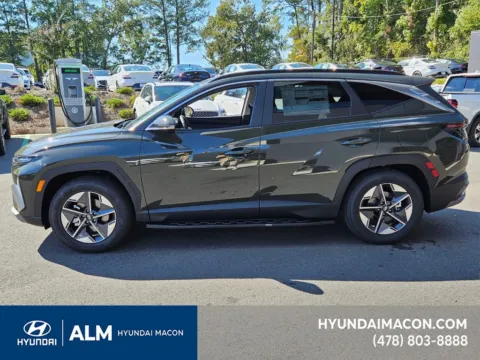 More photos of 2026 Hyundai Tucson SEL Premium at ALM Hyundai Macon, GA
