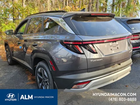More photos of 2025 Hyundai Tucson Hybrid SEL Convenience at ALM Hyundai Macon, GA