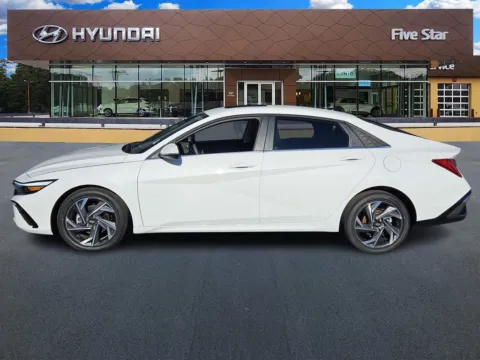 More photos of 2025 Hyundai Elantra Limited at ALM Hyundai Macon, GA