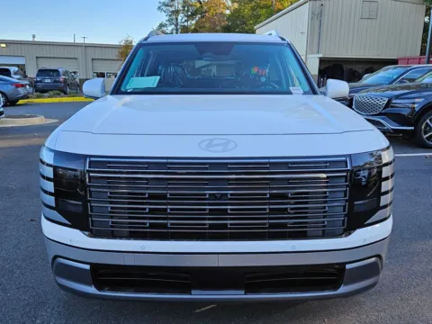 Photos of 2026 Hyundai Palisade Limited for sale in Macon, GA at ALM Hyundai Macon