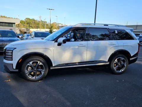 More photos of 2026 Hyundai Palisade Limited at ALM Hyundai Macon, GA