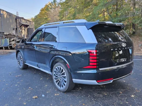 More photos of 2026 Hyundai Palisade Calligraphy at ALM Hyundai Macon, GA