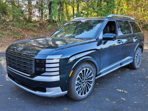 Another view of 2026 Hyundai Palisade Calligraphy for sale in Macon, GA at ALM Hyundai Macon