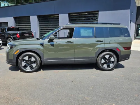 More photos of 2026 Hyundai Santa Fe Hybrid SEL at ALM Hyundai Macon, GA