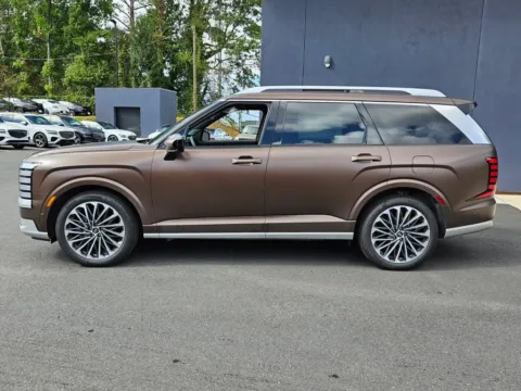 More photos of 2026 Hyundai Palisade Calligraphy at ALM Hyundai Macon, GA