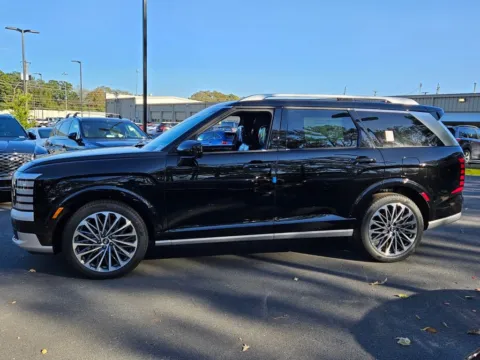 More photos of 2026 Hyundai Palisade Calligraphy at ALM Hyundai Macon, GA