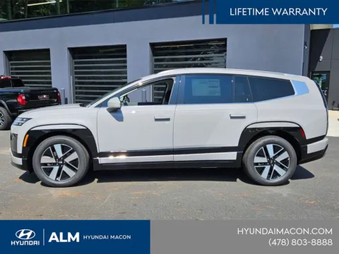 More photos of 2026 Hyundai IONIQ 9 SEL at ALM Hyundai Macon, GA