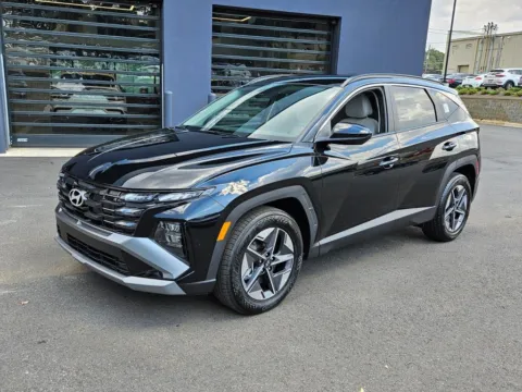 Another view of 2026 Hyundai Tucson SEL for sale in Macon, GA at ALM Hyundai Macon
