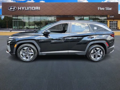 More photos of 2026 Hyundai Tucson SEL at ALM Hyundai Macon, GA