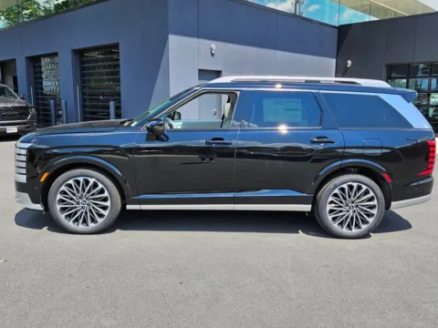 More photos of 2026 Hyundai Palisade Calligraphy at ALM Hyundai Macon, GA