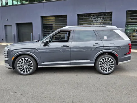 More photos of 2026 Hyundai Palisade Calligraphy at ALM Hyundai Macon, GA