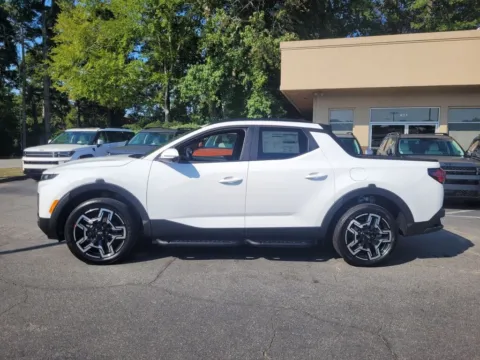 More photos of 2026 Hyundai Santa Cruz Limited at ALM Hyundai Macon, GA