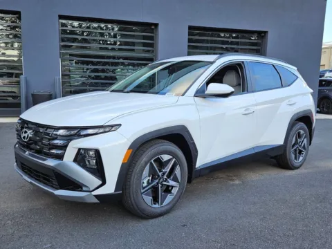 More photos of 2026 Hyundai Tucson SEL at ALM Hyundai Macon, GA