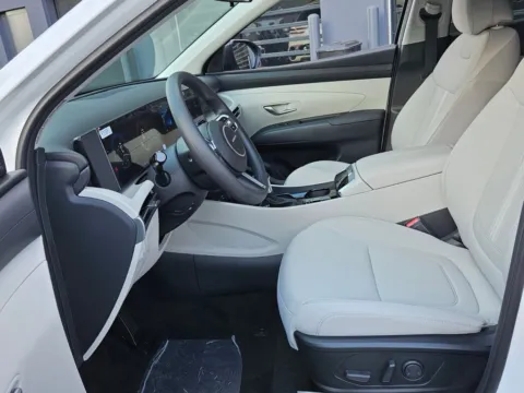 More photos of 2026 Hyundai Tucson SEL at ALM Hyundai Macon, GA