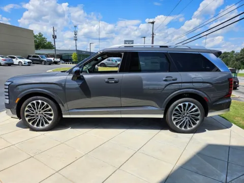 More photos of 2026 Hyundai Palisade Calligraphy at ALM Hyundai Macon, GA