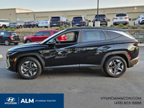 More photos of 2026 Hyundai Tucson SEL Premium at ALM Hyundai Macon, GA