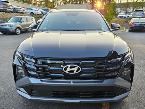 Another view of 2026 Hyundai Tucson SEL Premium for sale in Macon, GA at ALM Hyundai Macon