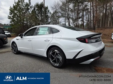 More photos of 2026 Hyundai Sonata SEL Sport at ALM Hyundai Macon, GA