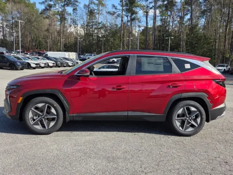 More photos of 2026 Hyundai Tucson SEL Premium at ALM Hyundai Macon, GA