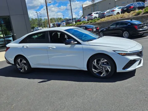 White 2025 Hyundai Elantra SEL Sport for sale in Macon, GA