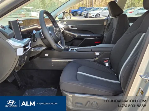 More photos of 2026 Hyundai Sonata SEL Sport at ALM Hyundai Macon, GA