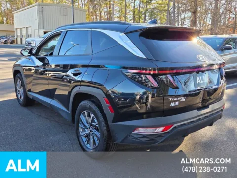 More photos of 2022 Hyundai Tucson Hybrid Blue at ALM Hyundai Macon, GA